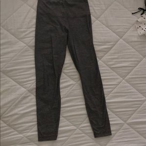 Lulu lemon wunder under size 4, length 7/8